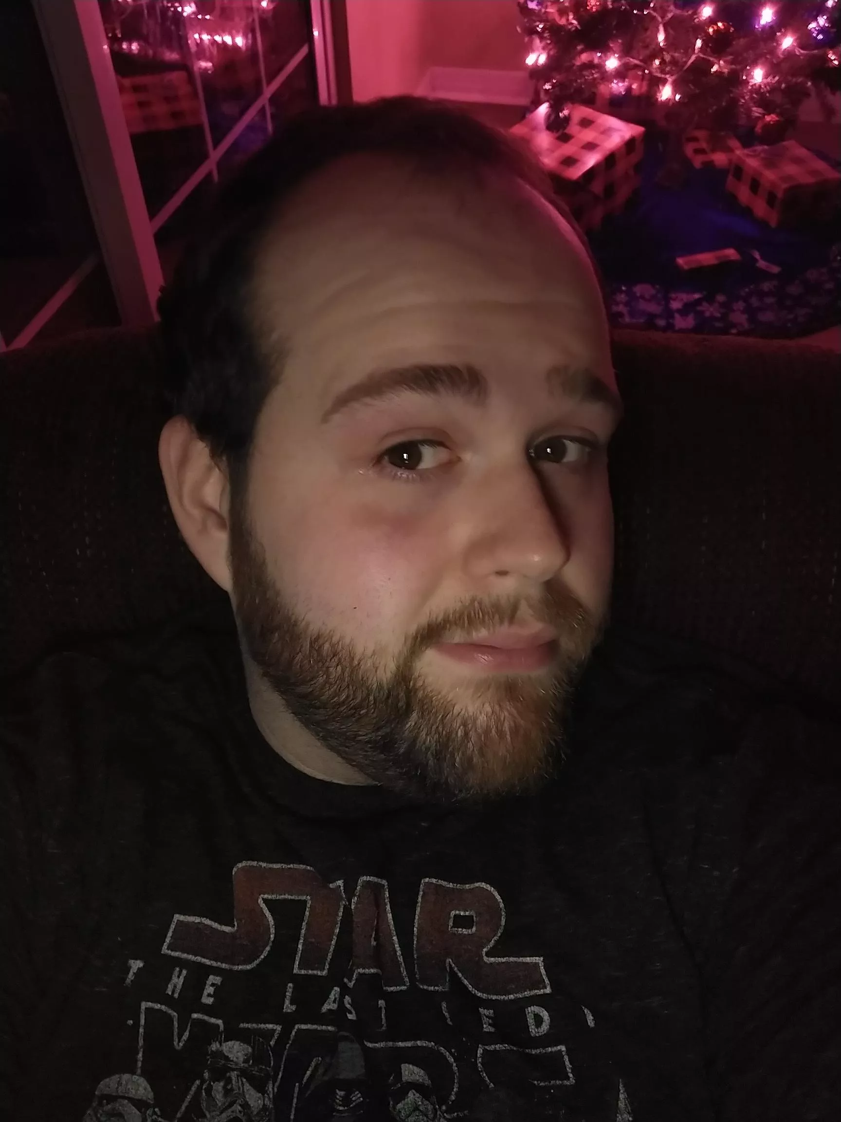 Hey guys, trimmed the beard down. Really feeling this look.