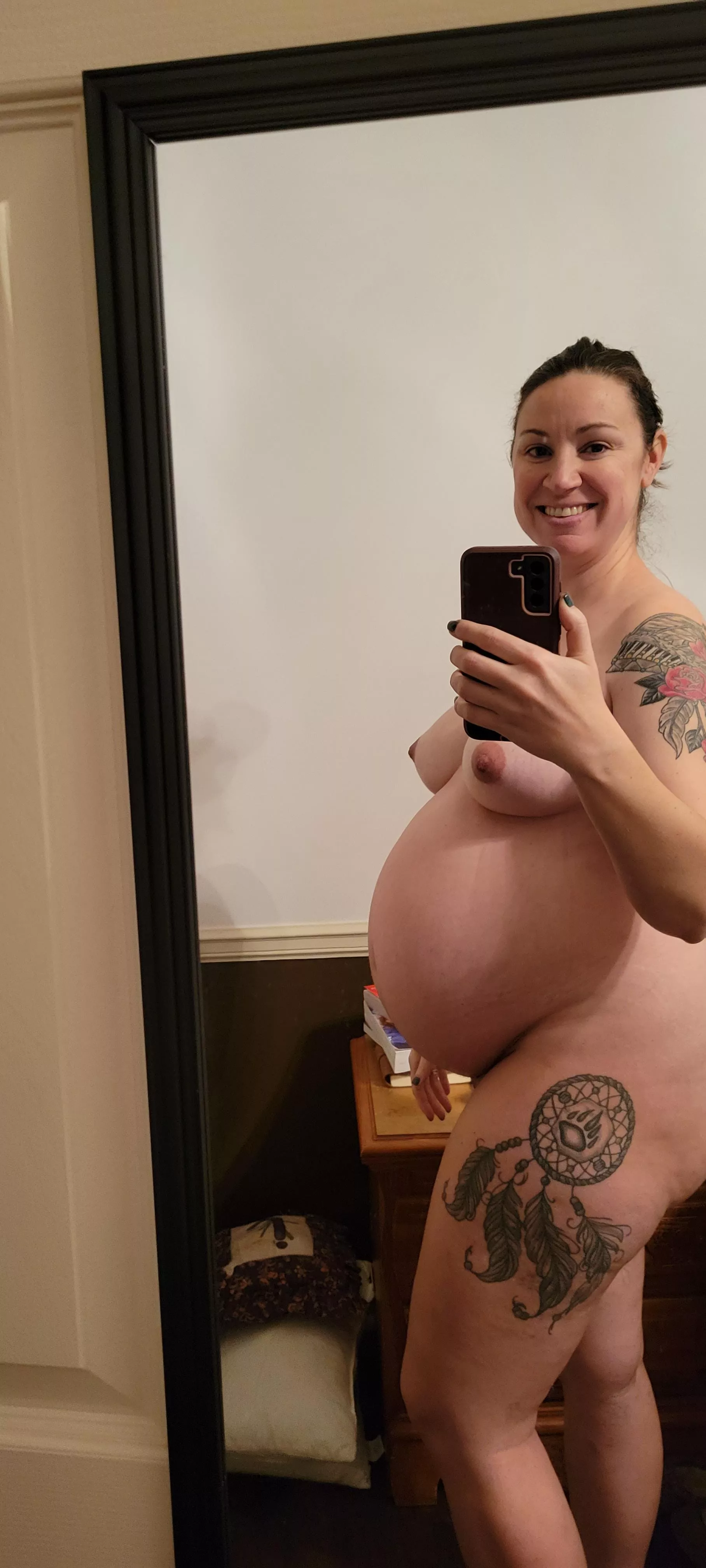 Hey guys! Want to come and run my belly?