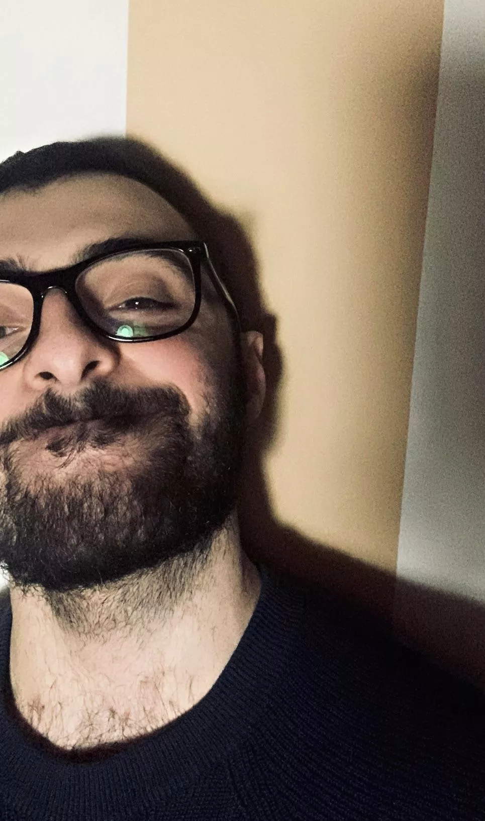 Hey hey, anyone also bored?