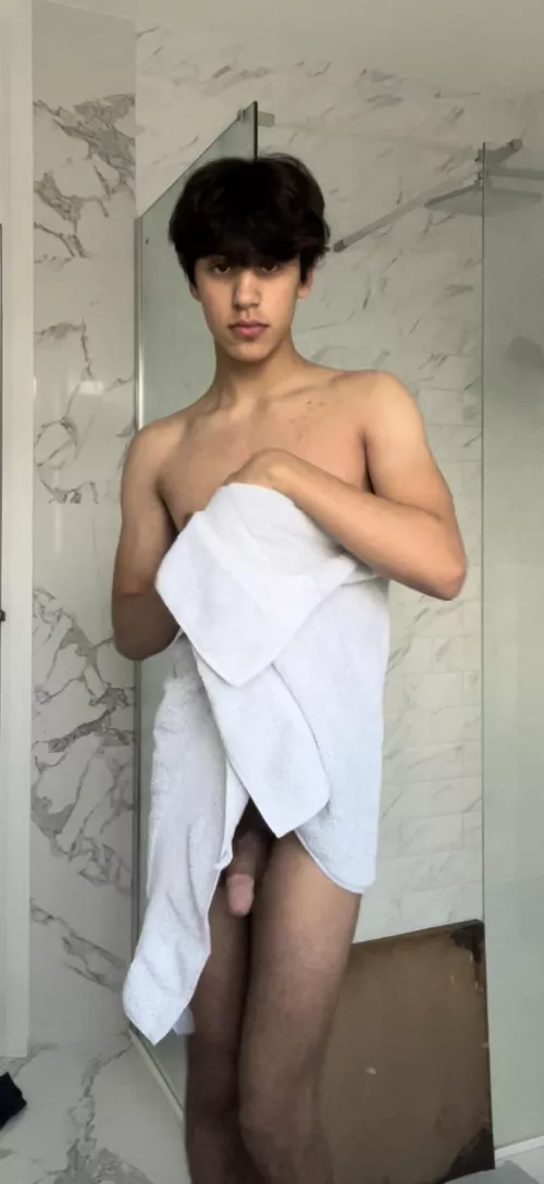 Hey! I’m changing, don’t look!