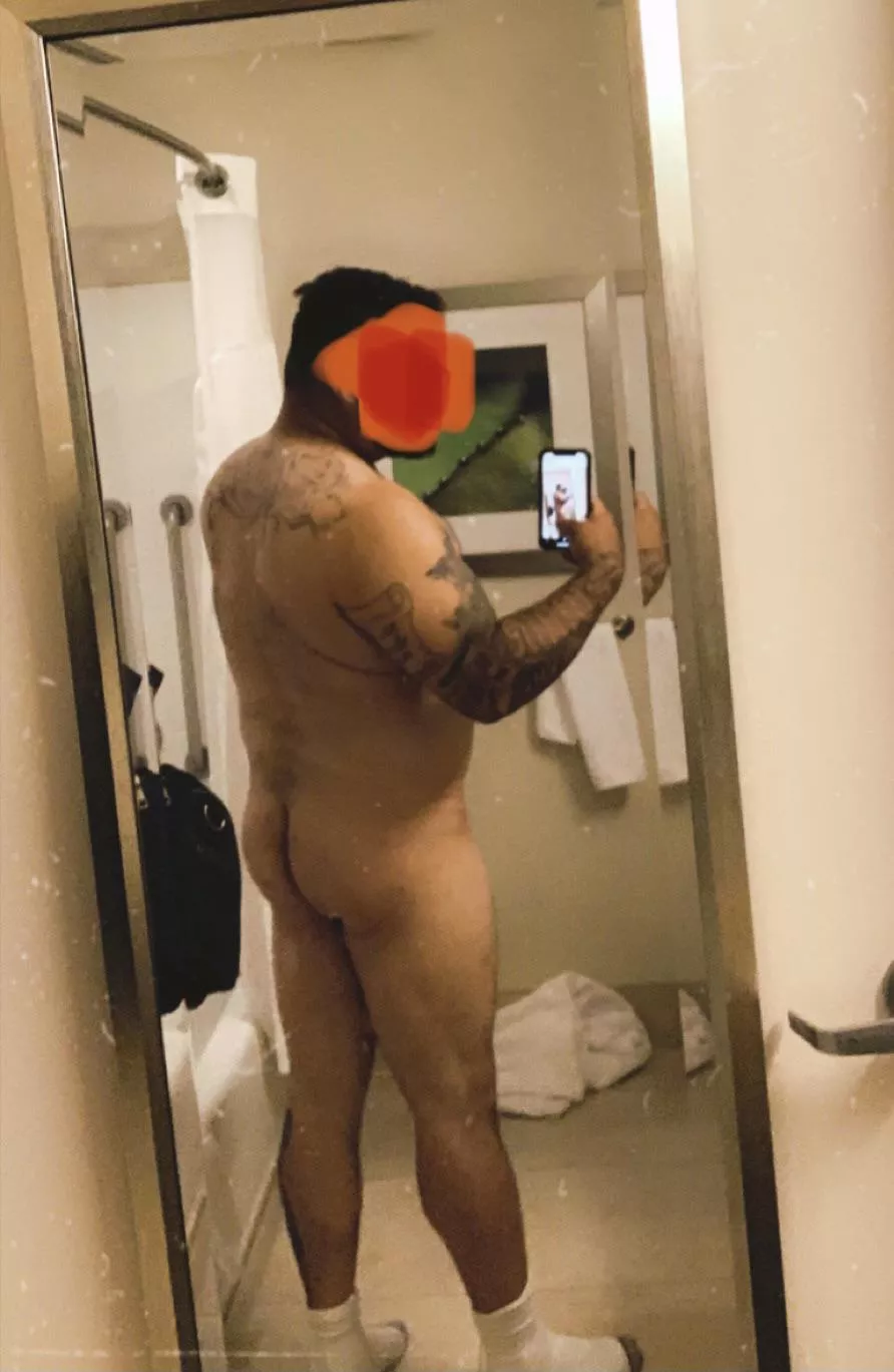 Hey there! Can u help me? I’m bored…