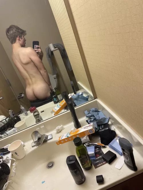 Heyyyy message me :)