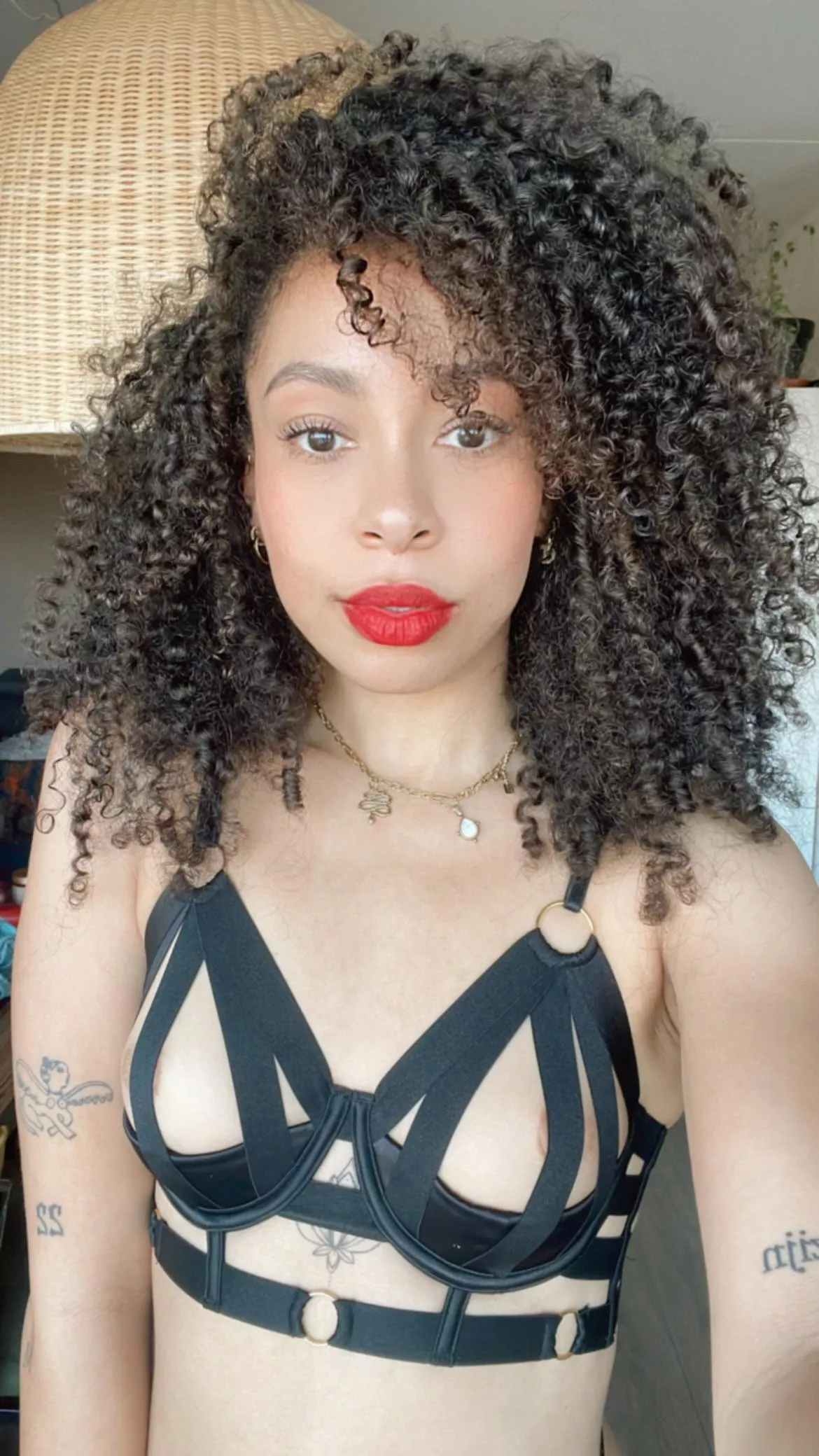 Hi :)