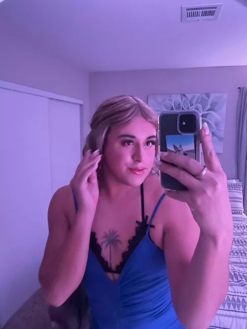 hi boys, am i pretty enough for any of you? <3