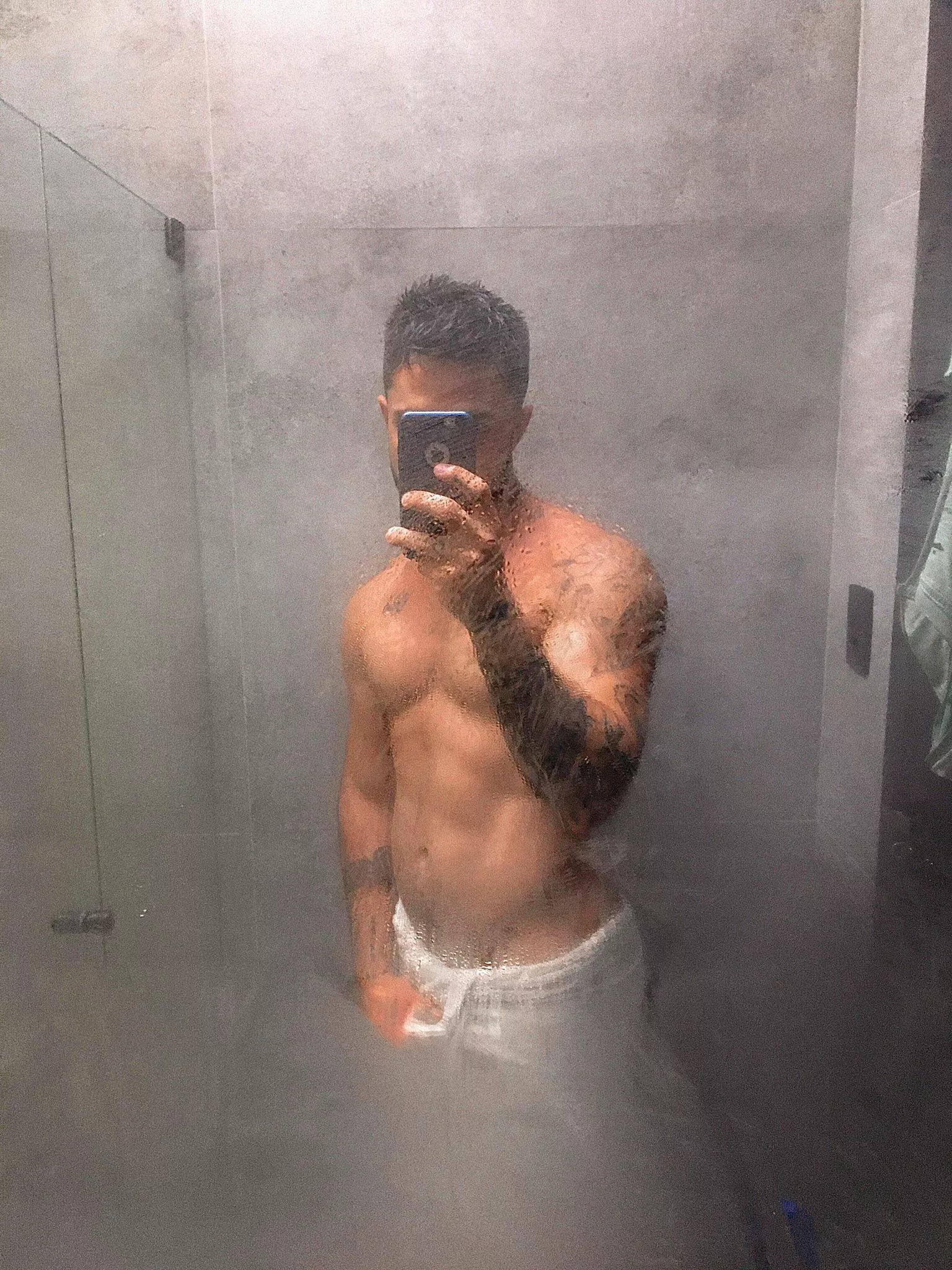 Hi Guys,✨ I Hope you like seeing me from another point of view enjoy ! https://beacons.ai/kaleff/