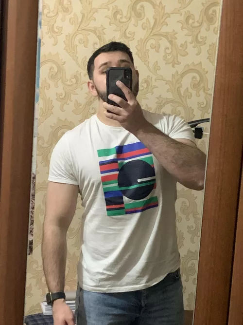Hi