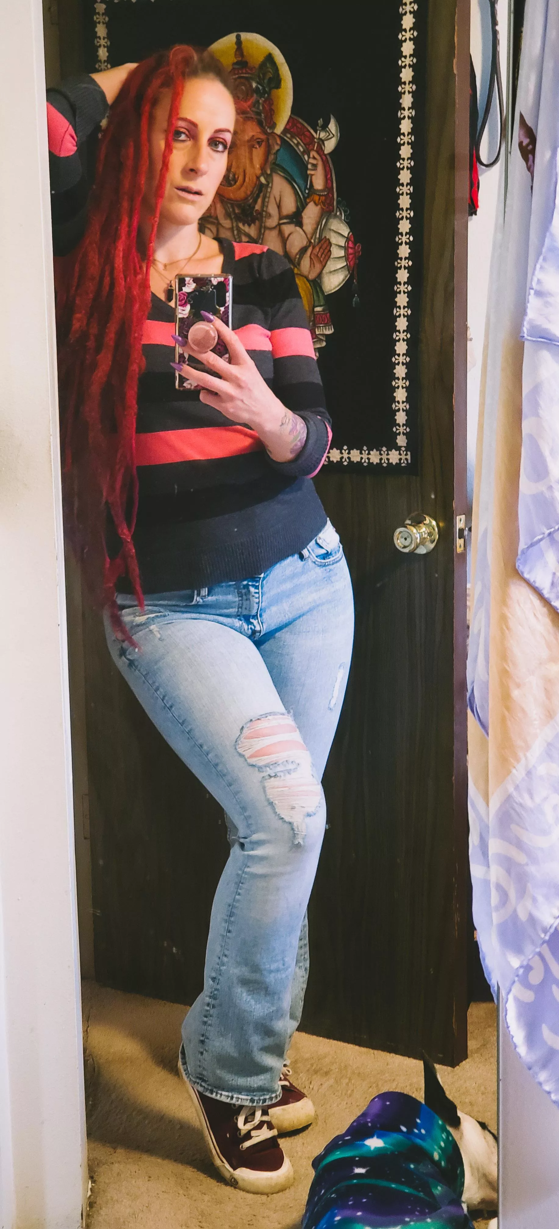 Hi 👋 I have spicy selfies and...stuff. Hi 👋 I have spicy selfies and...stuff.