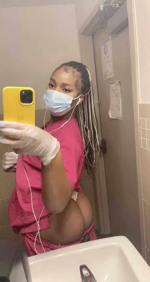 Hi I’ll be your nurse