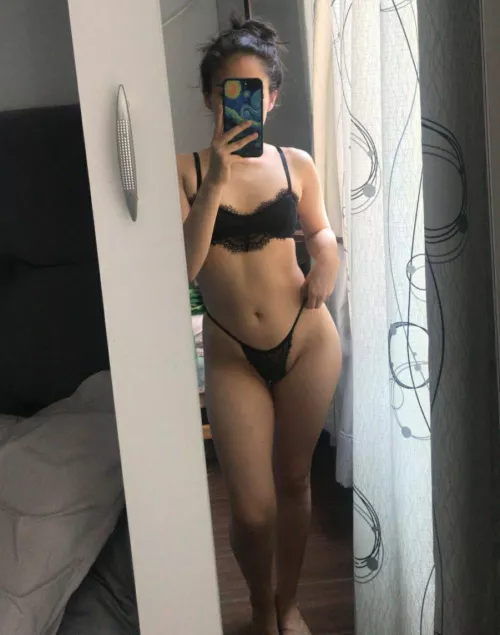 Hi! π I'm a horny college girl π₯° Top 2.6% worldwide π Explicit content every day π€€ Special requests βΊοΈ I really like to masturbate and record myself when I get fucked π₯΅ link in comments β₯οΈ