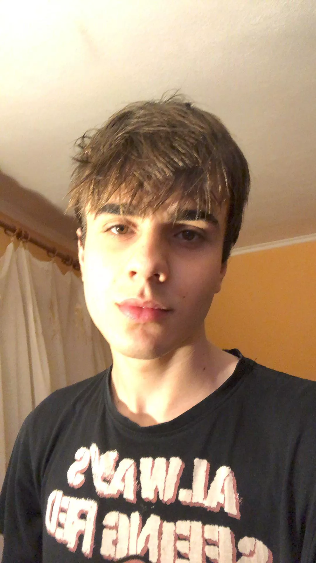 Hi there, nice to meet y’all ☀️