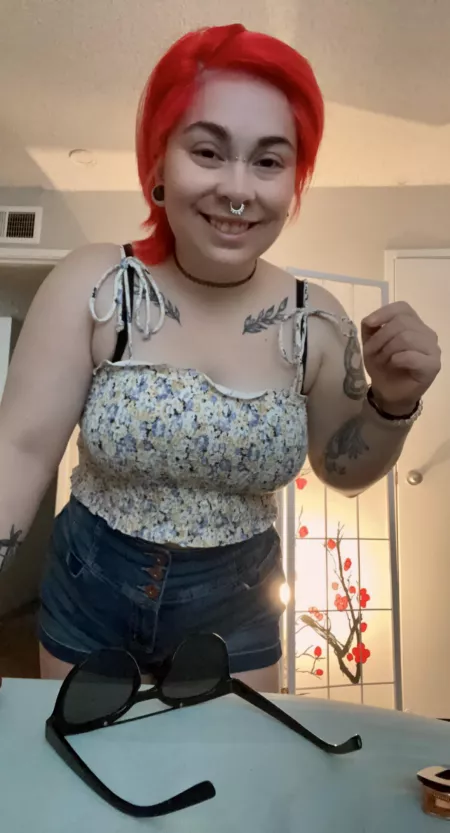 Hi there! Wanna support me & cum to my curves ?? π€€π€€ love to see cumshots π€€π€€my onlyhams is πππ₯΅.com/lexyminx