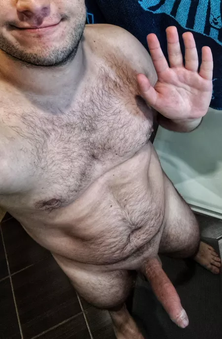 Hi there, waving to all the ladies that don't cheat like mine did [M]23, 6'7, 250lbs