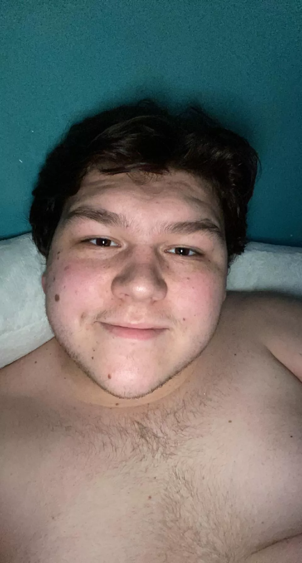 Hiiii I’m just a cute submissive top pup, love to be milked and played with!