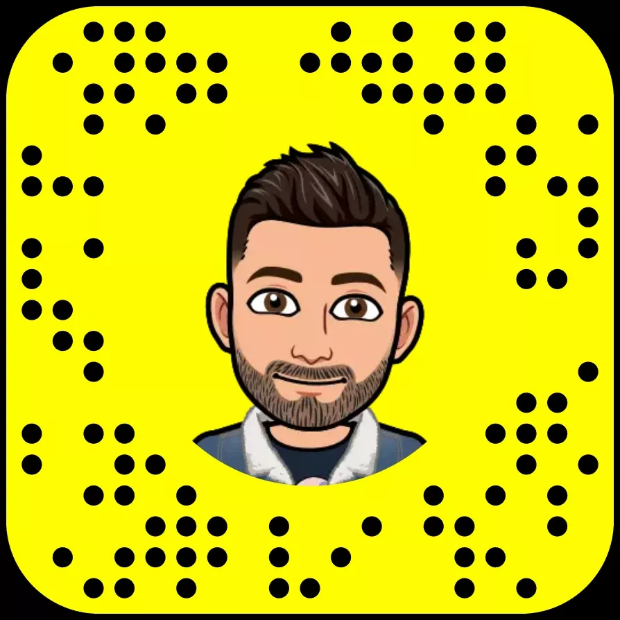 Hit me up if you want to humiliate my small cock with your BIG member 🍆