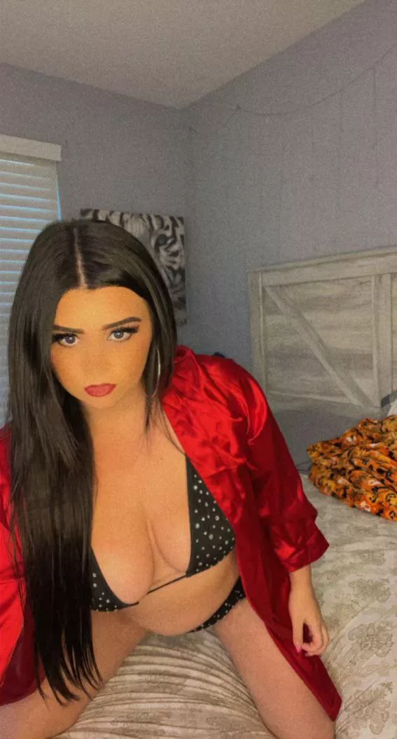 Hit the link in my bio to see more of me ๐ Hit the link in my bio to see more of me ๐