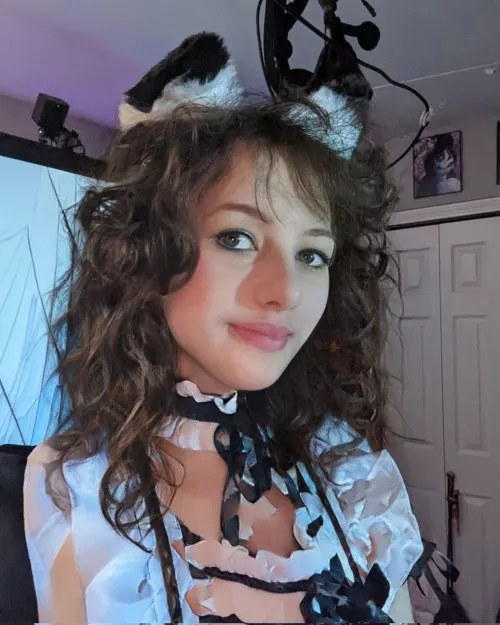 Hiya ~ felt cute so here you go!