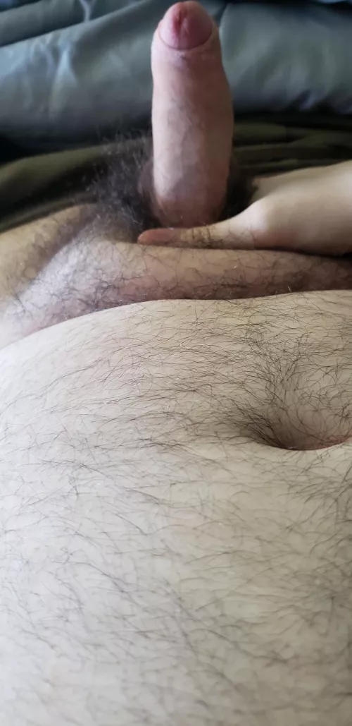 Hmu on Kik 😘. Pm me for my username