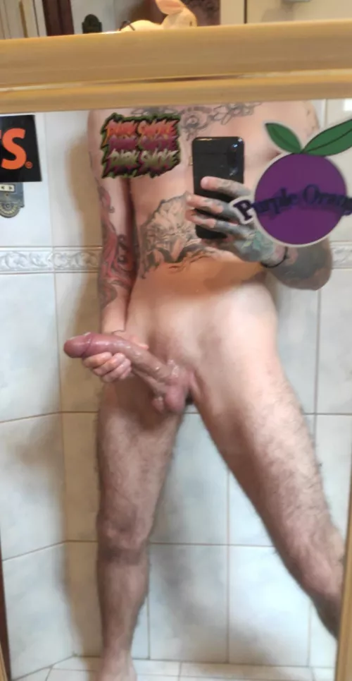 holding tight 😋😋