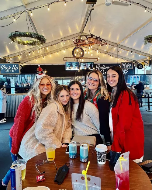 Holiday Hotties 🔥 🥵