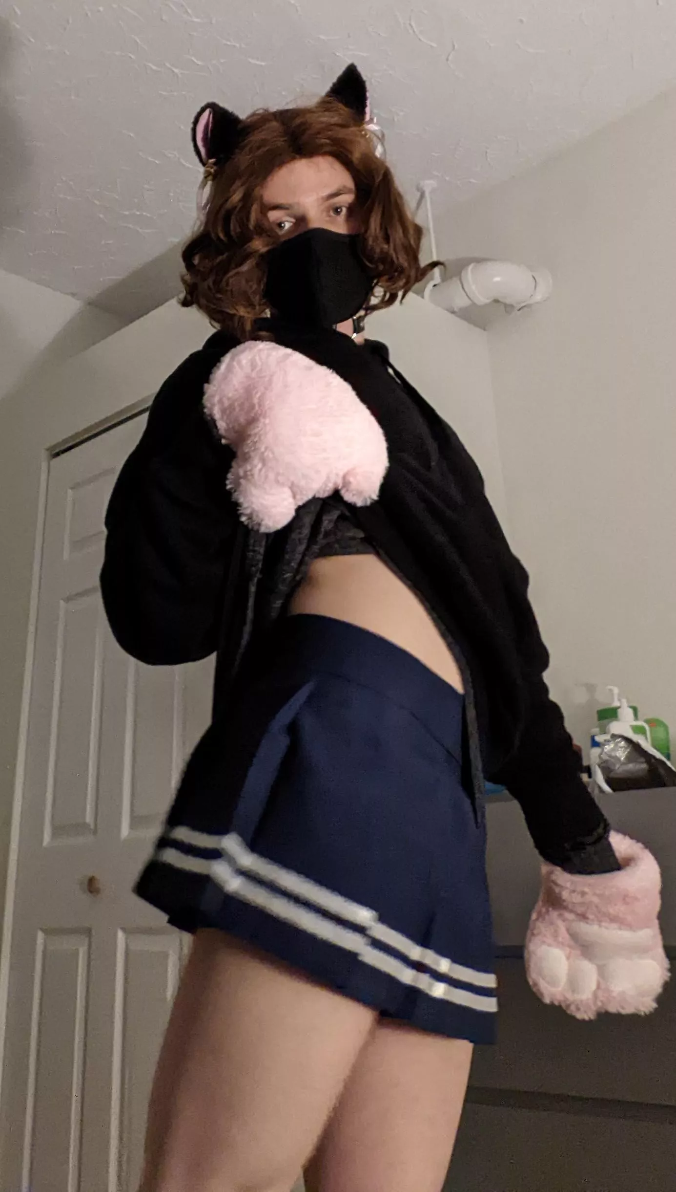 Honestly just want a hug rn and nothing more