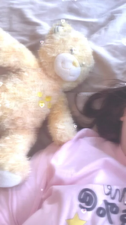 Honey and I are asking for some extra encouragement and support today. 🐻🌸⭐️ We might be doing something that’s kinda scary.