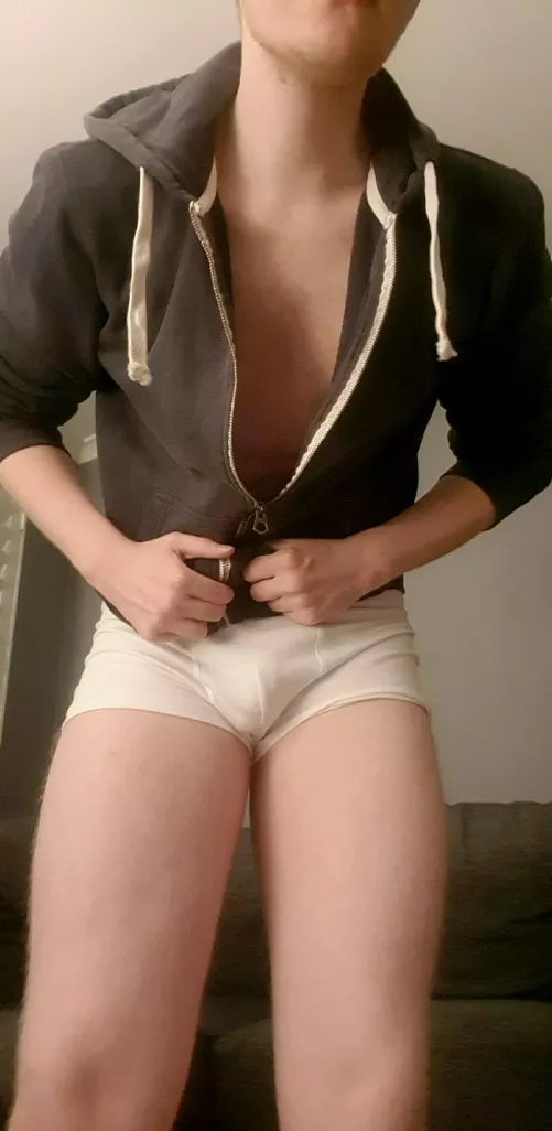 hoodies & trunks 😋