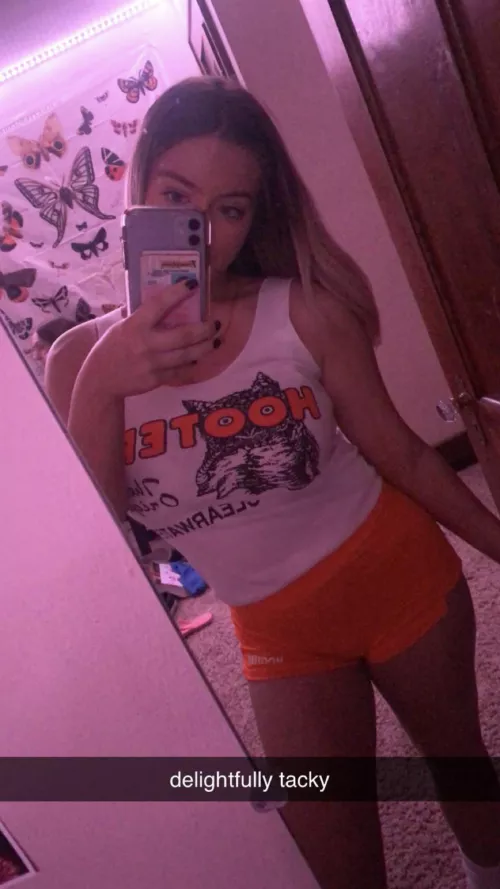Hooter Girl