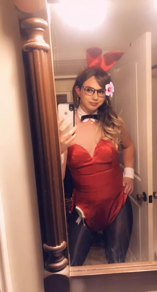 Hop hop 🐰 👠 😊