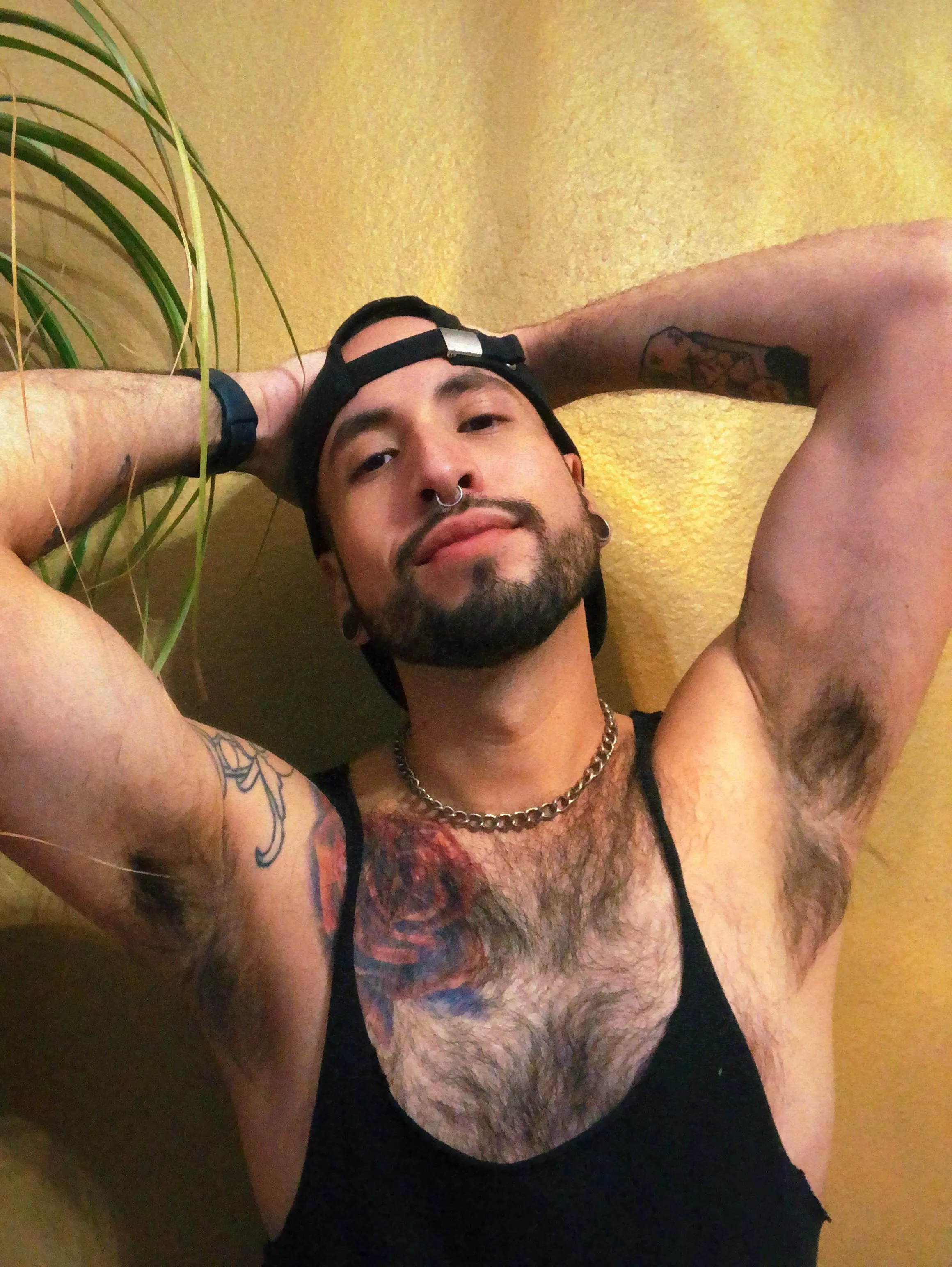 Hope all the gaybros are having a good night