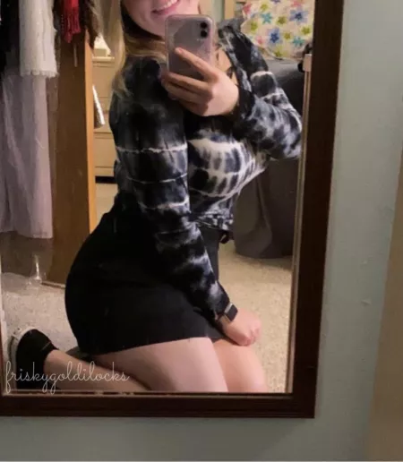 Hope everyoneβs enjoying their night π