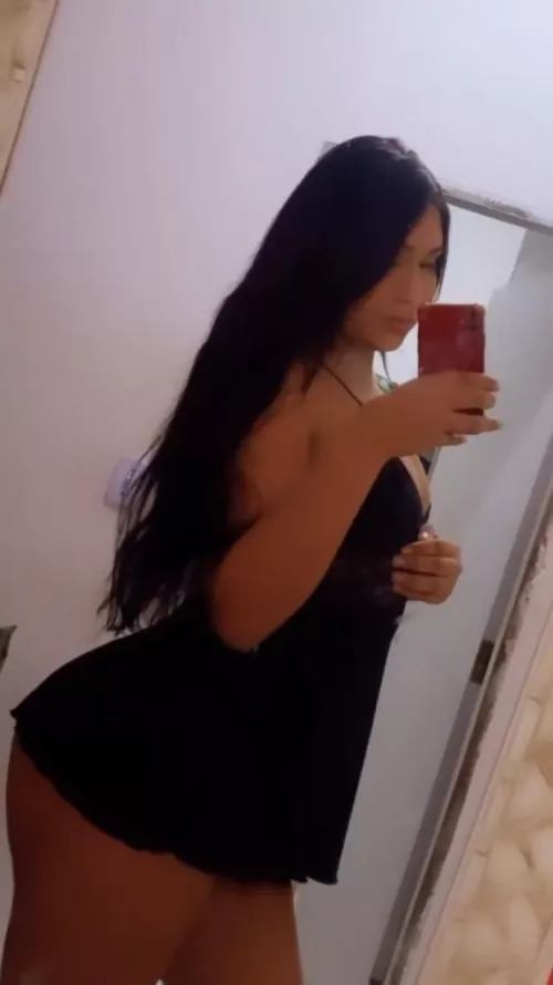 Hope I don’t need to post nudes to fit in cus I am shy xD