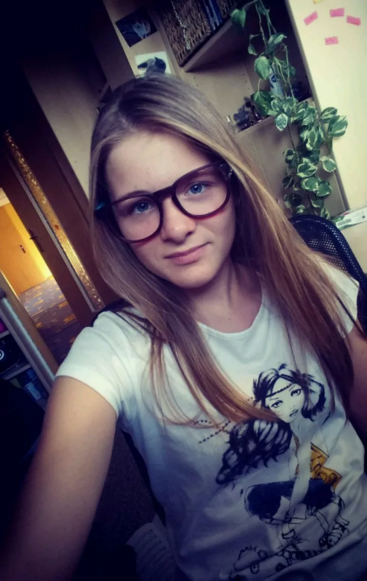 Hope im cute enough to be here ^~^