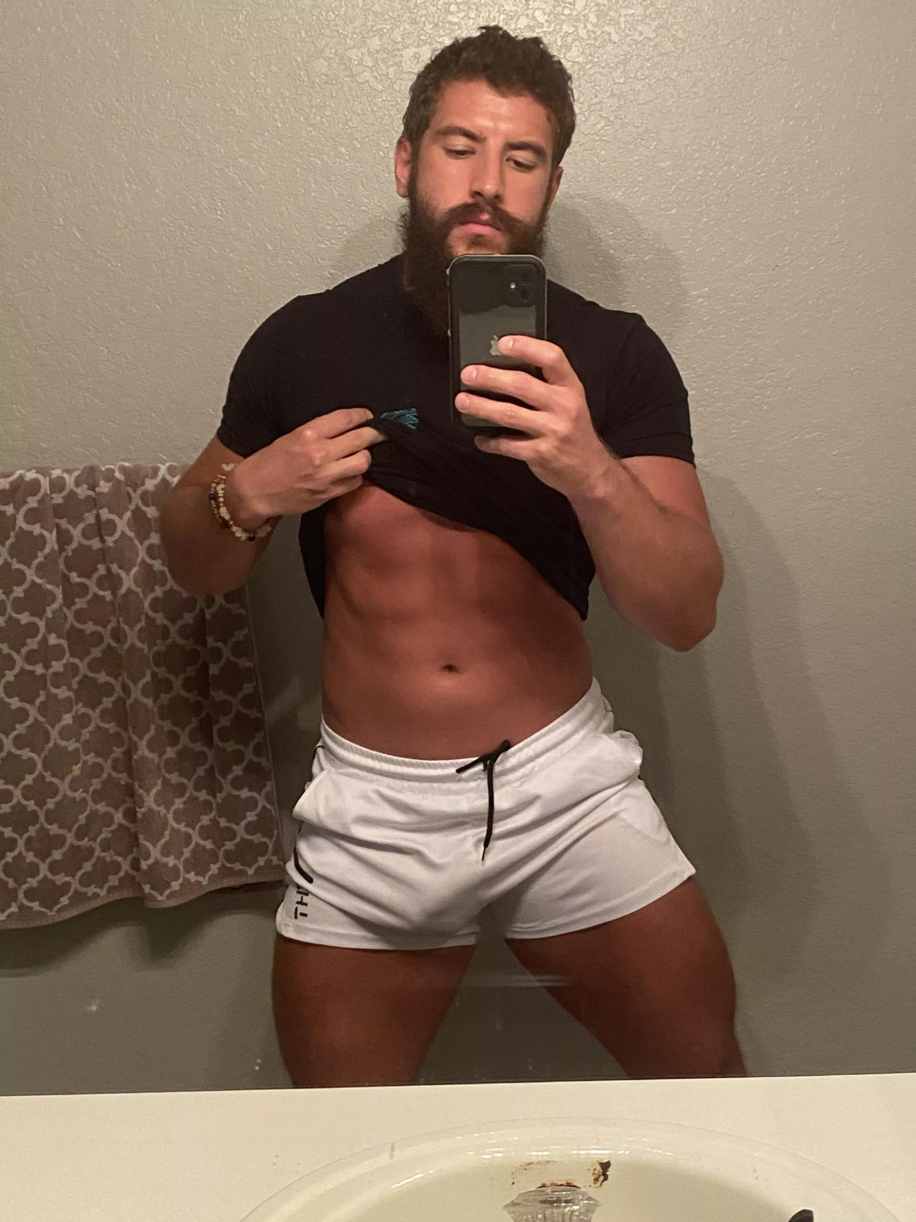 Hope I’m not distracting you 😇