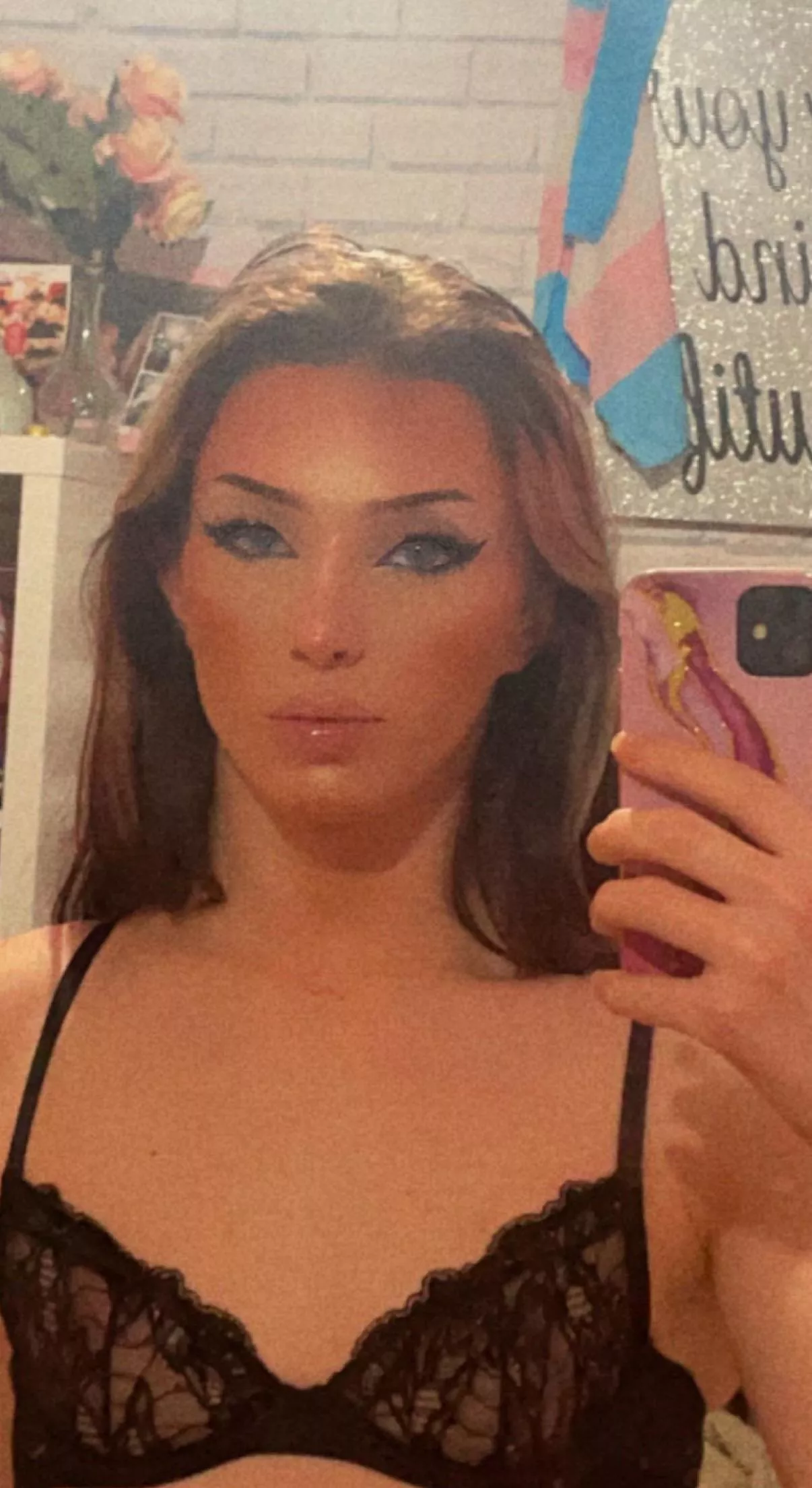 hope it’s not too late for you to be my valentine? 🥺dm me x