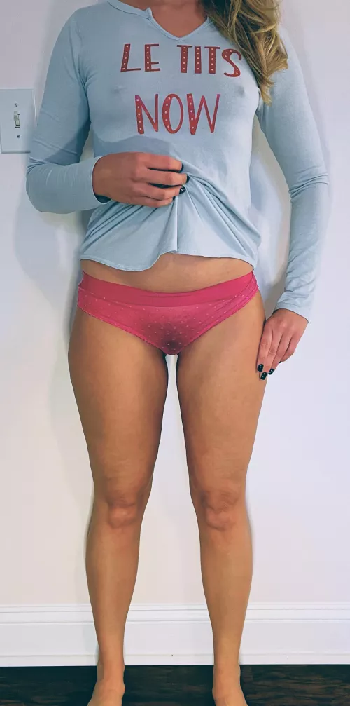 Hope to get you in the Christmas spirit! Let it snow!