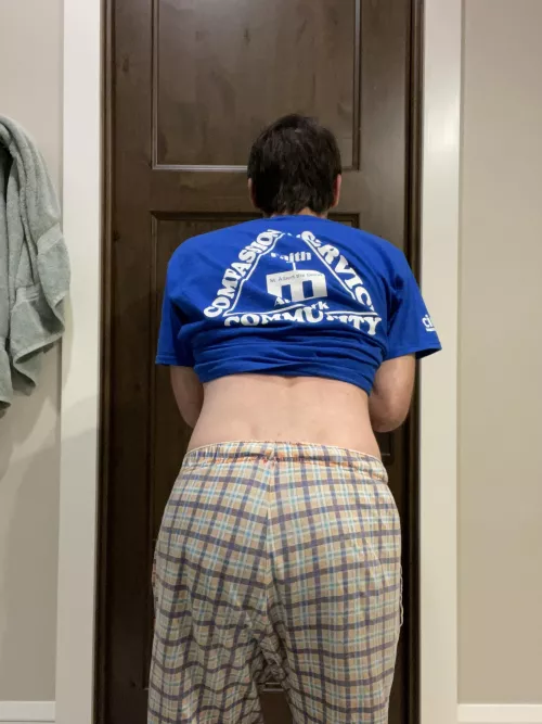 Hope ya like! I’m kinda insecure about my butt tbh😒😢😅 pms always open!