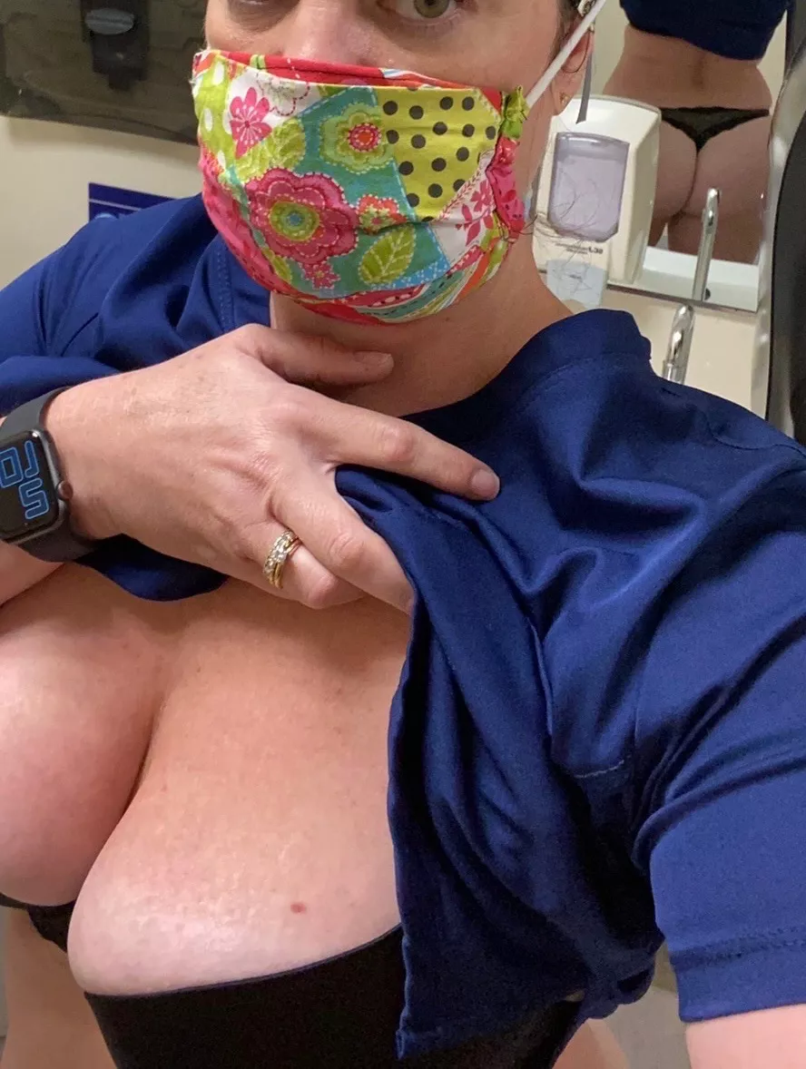 Hope you don't mind my wedding ring, don't tell my husband what I did in the bathroom