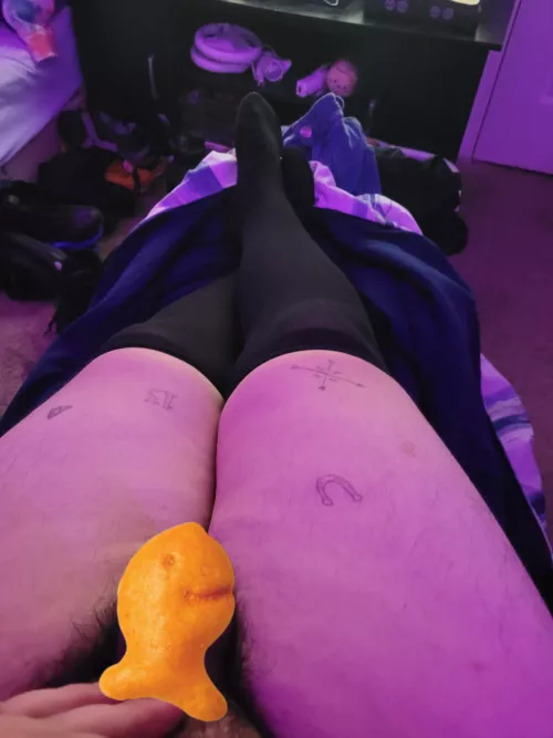 Hope you guys like chubby thighs!!😊😊