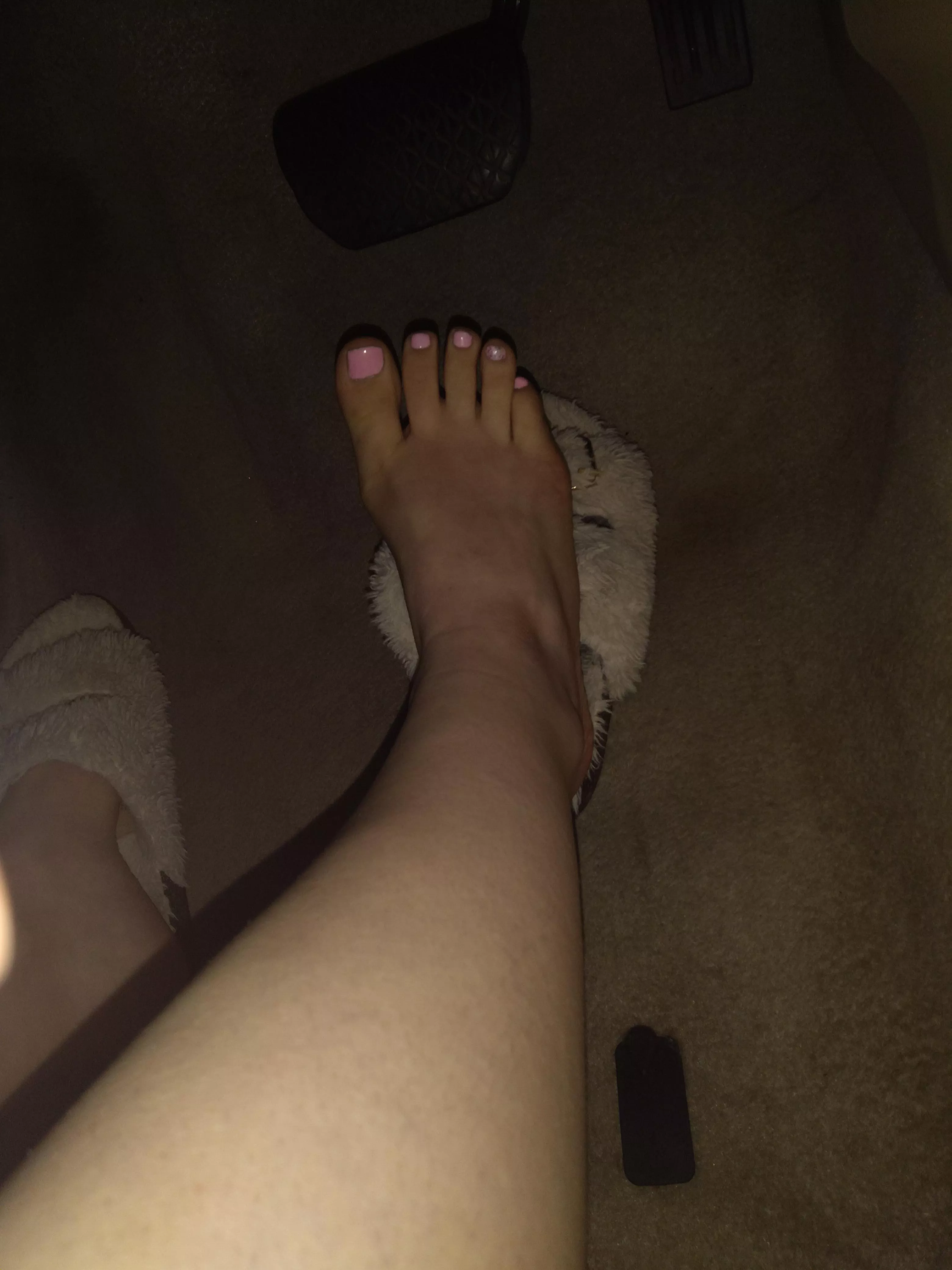 Hope you have a great friday. Heres my foot