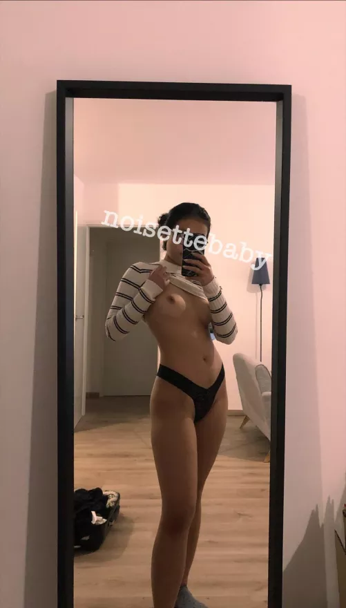 Hope you like girls with teeny titties βΊοΈ