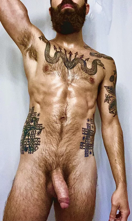 Hoping my boyfriend finds this next time he’s scrolling through 😈