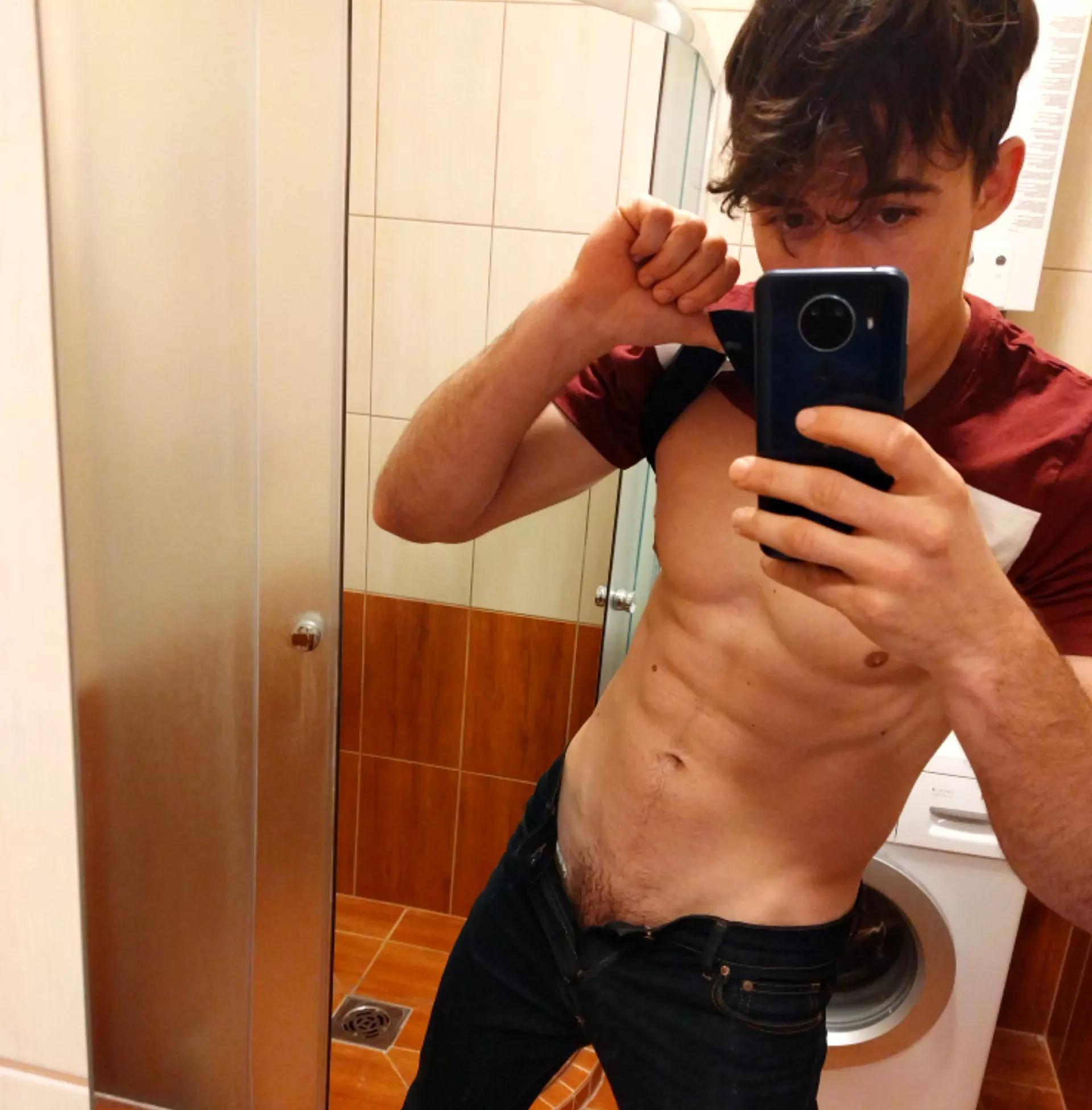 horny af would you help me?😘