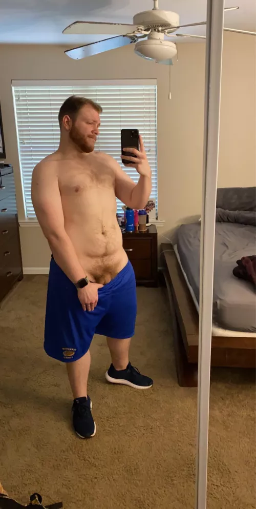 Horny after my workout. Any furry muscle cubs/bears wanna swap pics?