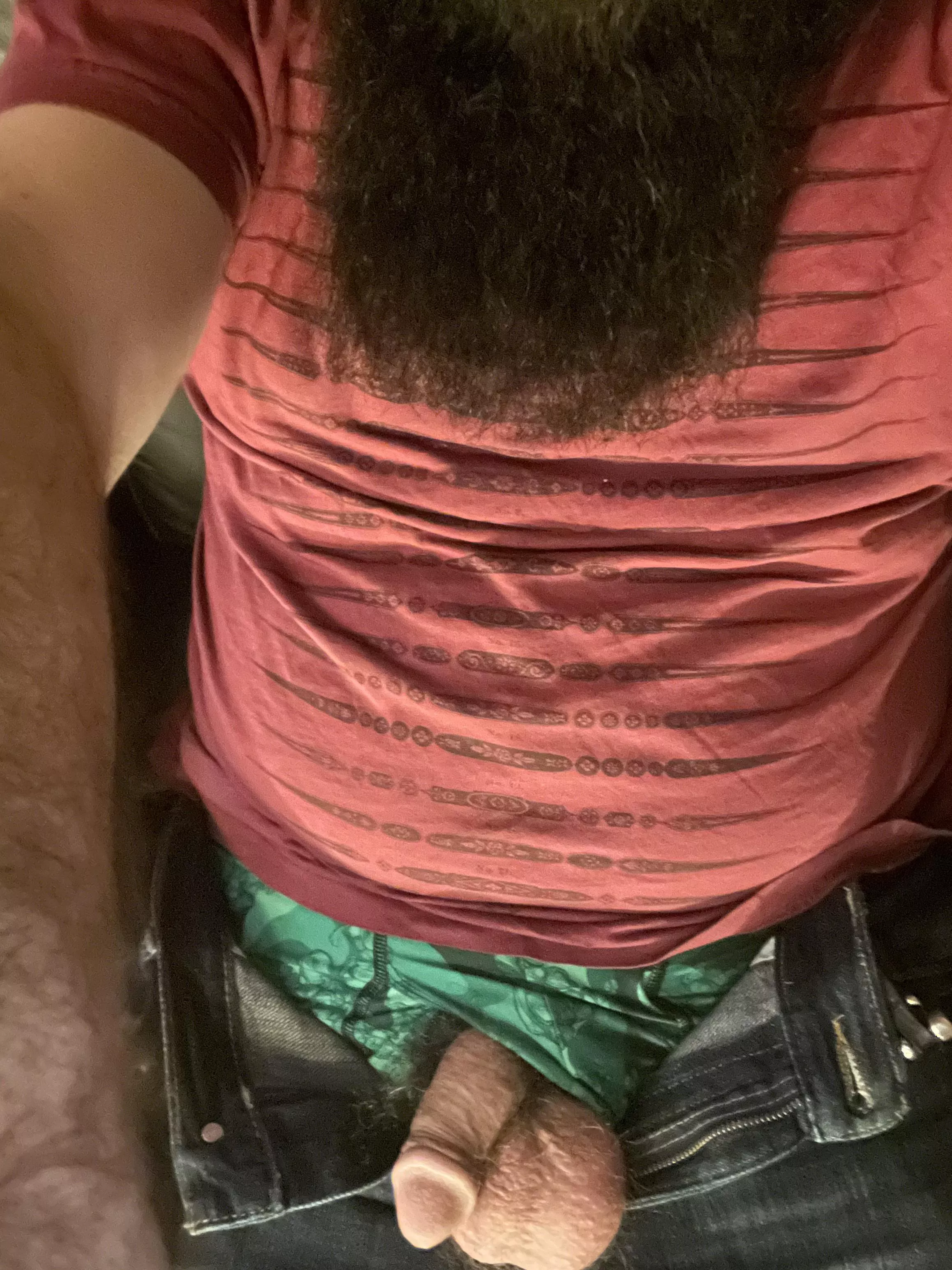 Horny cigar smelling beard