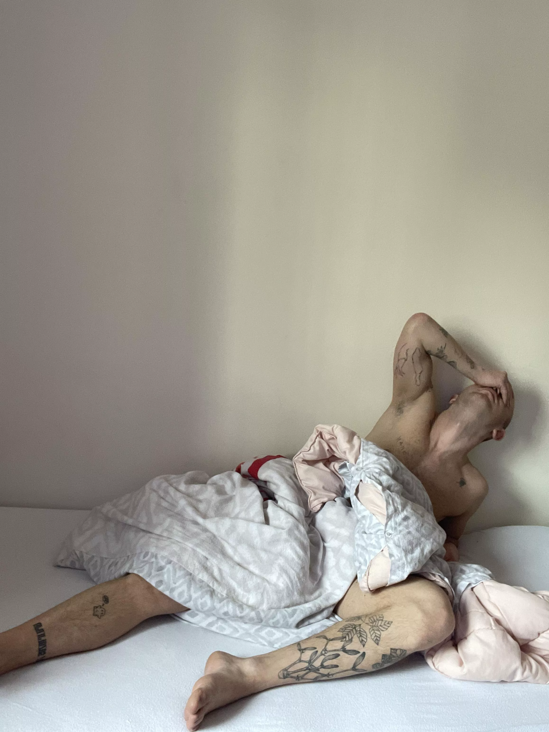 horny on a monday morning? i sure am 😈