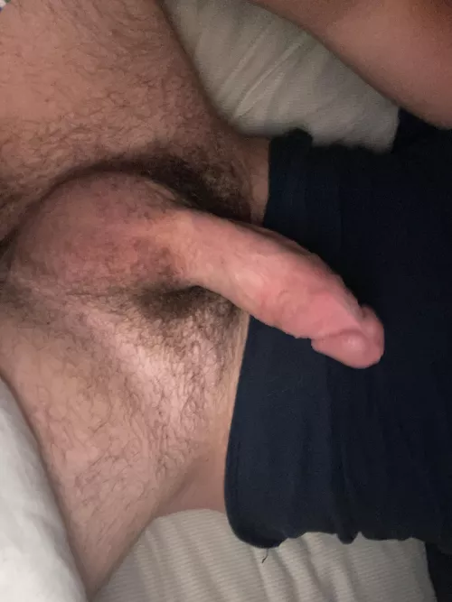 horny younger bro. looking for long term snap bros. ask for snap or dm me π fit+ cut*