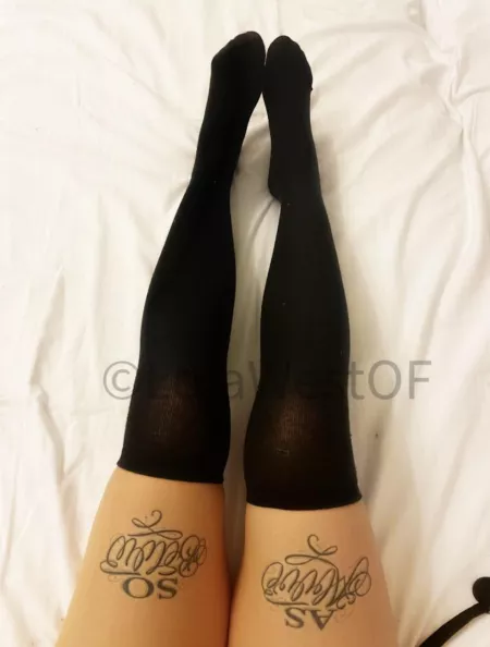 Hot and horny young blonde doing almost every fetish you can imagine. Subscribe for only 5$ now😘 The next three subs get a custom video for free🥵link below⬇️ (Text me you’re from Reddit on OF)