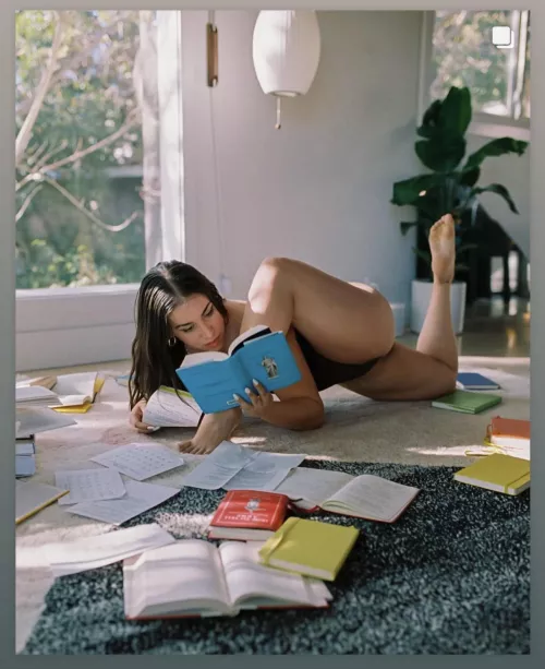 Hot DAMN 🥵🥵🥵