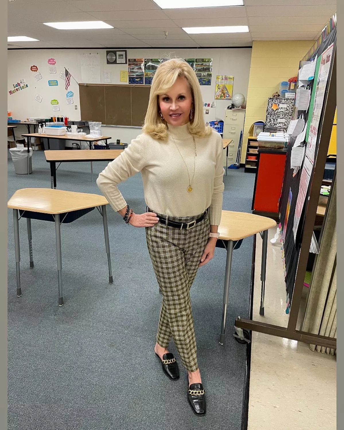 Hot for Teacher (@a_stylish_state_of_mind)