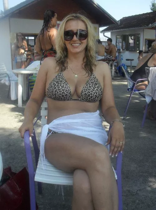 Hot mom